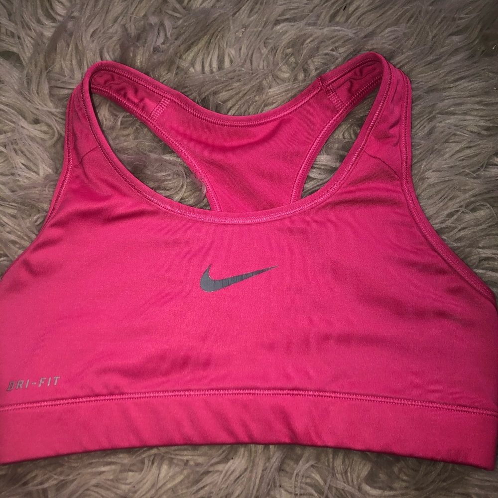 Nike Pink Women’s Sports Bra size Small